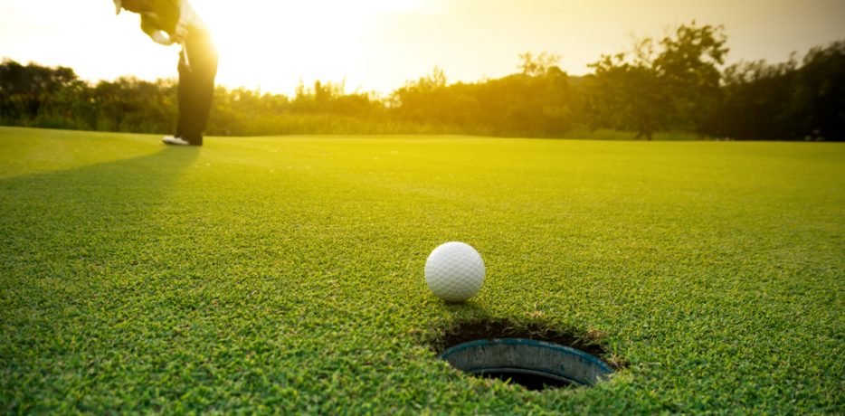 Is-Your-Golf-Course-Restaurant-Throwing-Money-Away